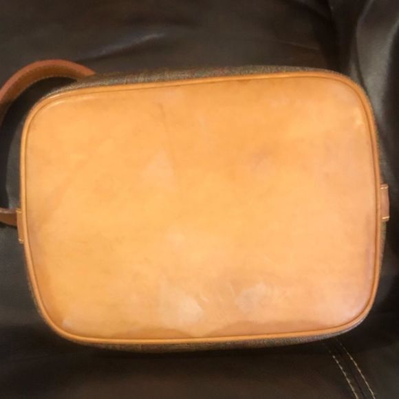 ETRO Milano Red Paisley Vachetta Leather Drawstring Bucket Shoulder Bag - Picture 7 of 16